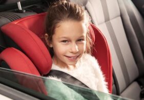 Do kdy musí mít dítě autosedačku?