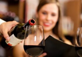 Jak pojišťovny řeší pojistnou událost, ve které hraje roli alkohol?